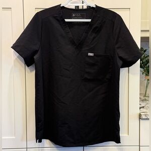 Figs Catarina One-Pocket Scrub Top™